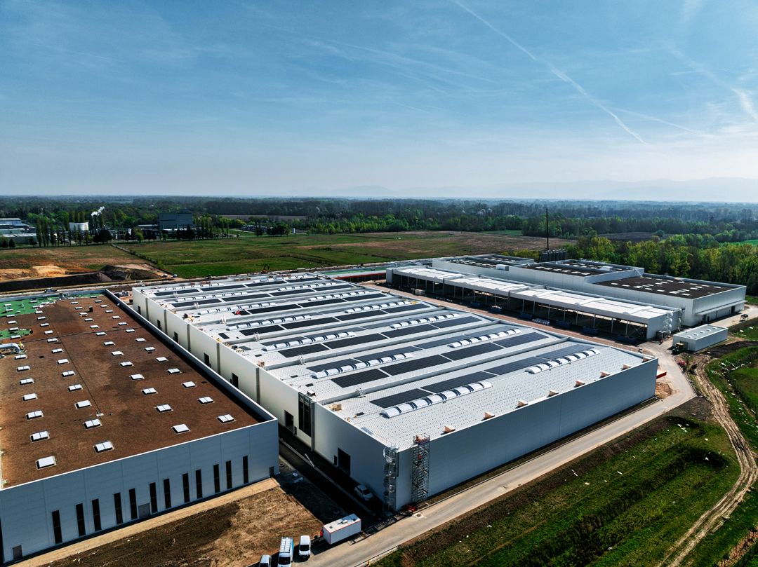10 000 m² de toiture solaire pour BAUDER France